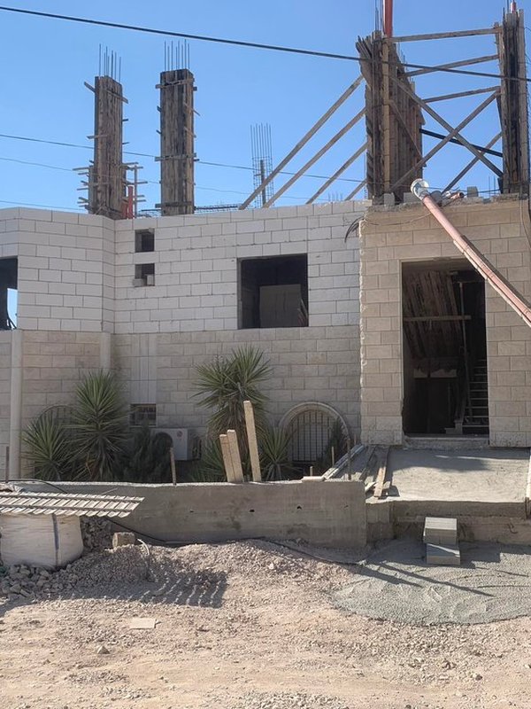 شقق في عماره قيد الإنشاء في أجمل مواقع بيت وزن نابلس