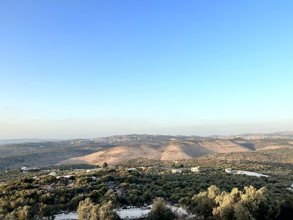 اراضي للبيع منطقة الاقواس - بلعا