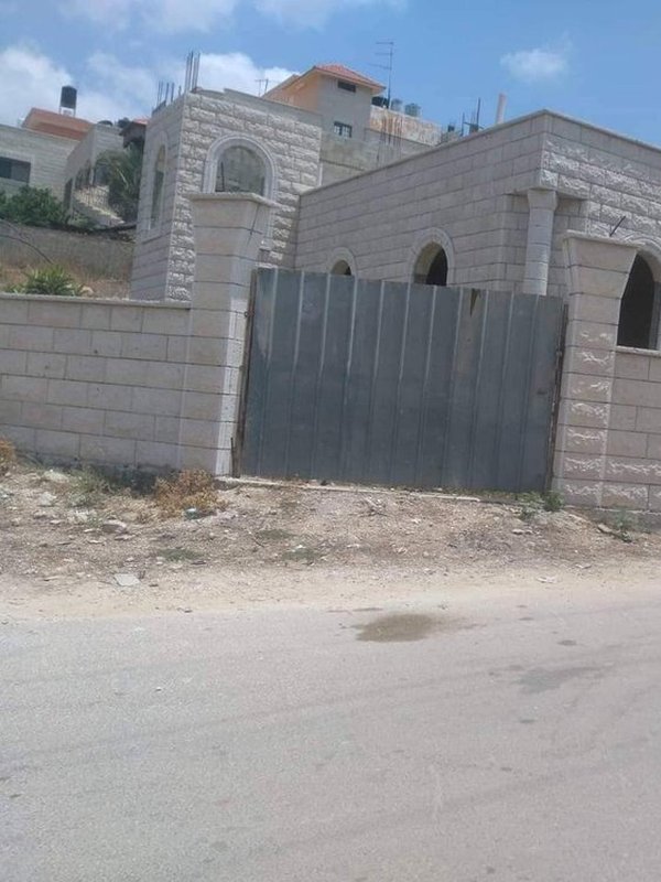 فيلا في طولكرم